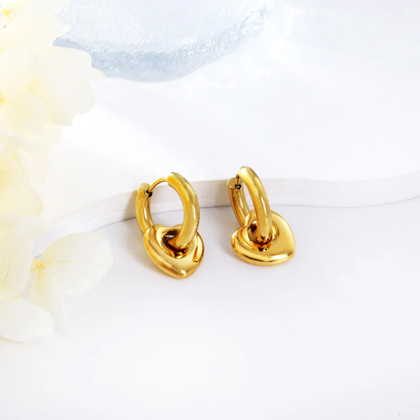 Amora Puffed Heart Huggie Hoops – 18k Gold Plated