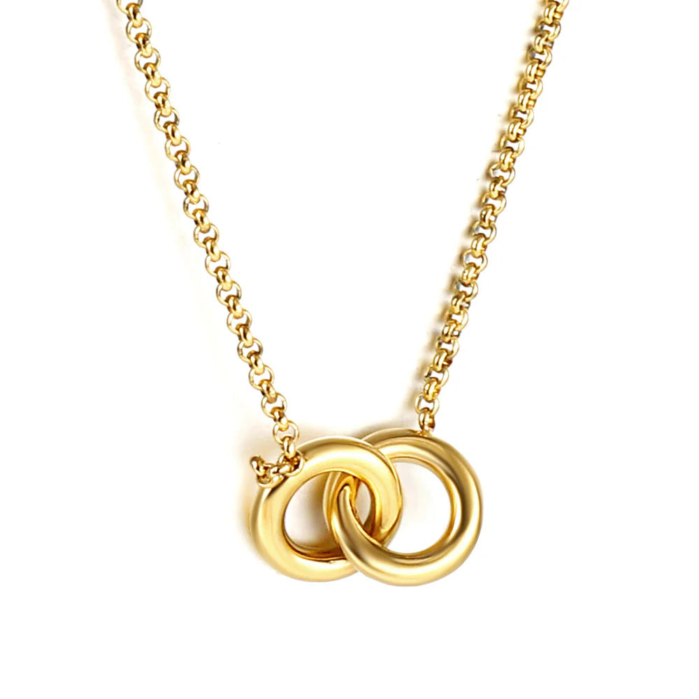 Interlocking Circle Pendant Necklace in 18K Gold Plated